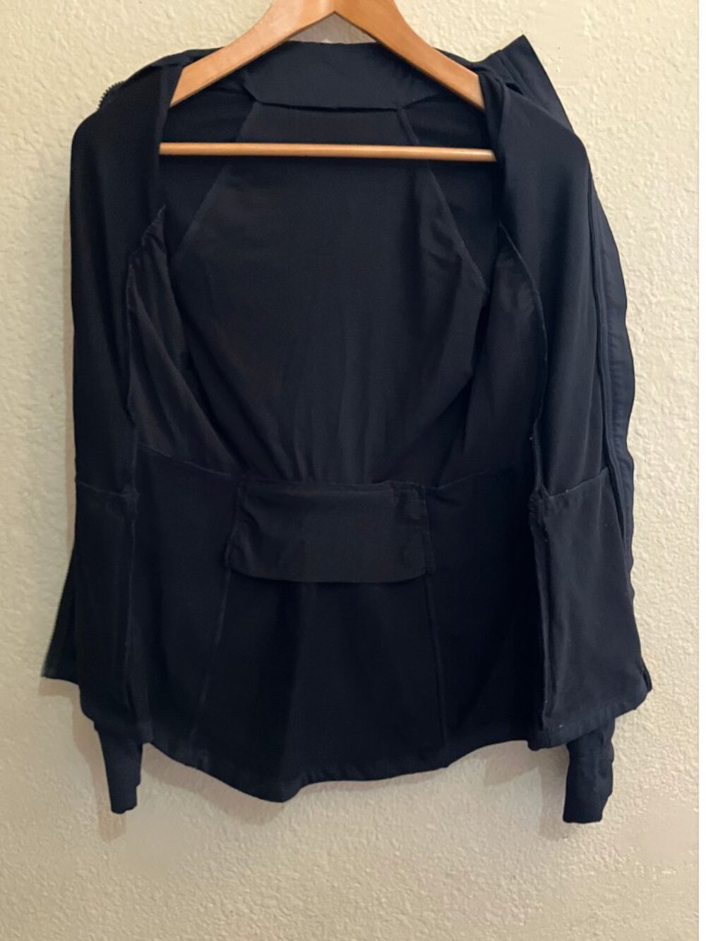 Fabletics Trinity Performance Jacket size XS-S - Picture 6 of 16
